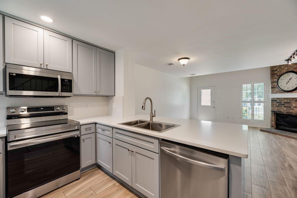 28 Abbey Road Property Photo 9
