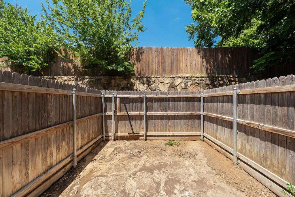 28 Abbey Road Property Photo 19