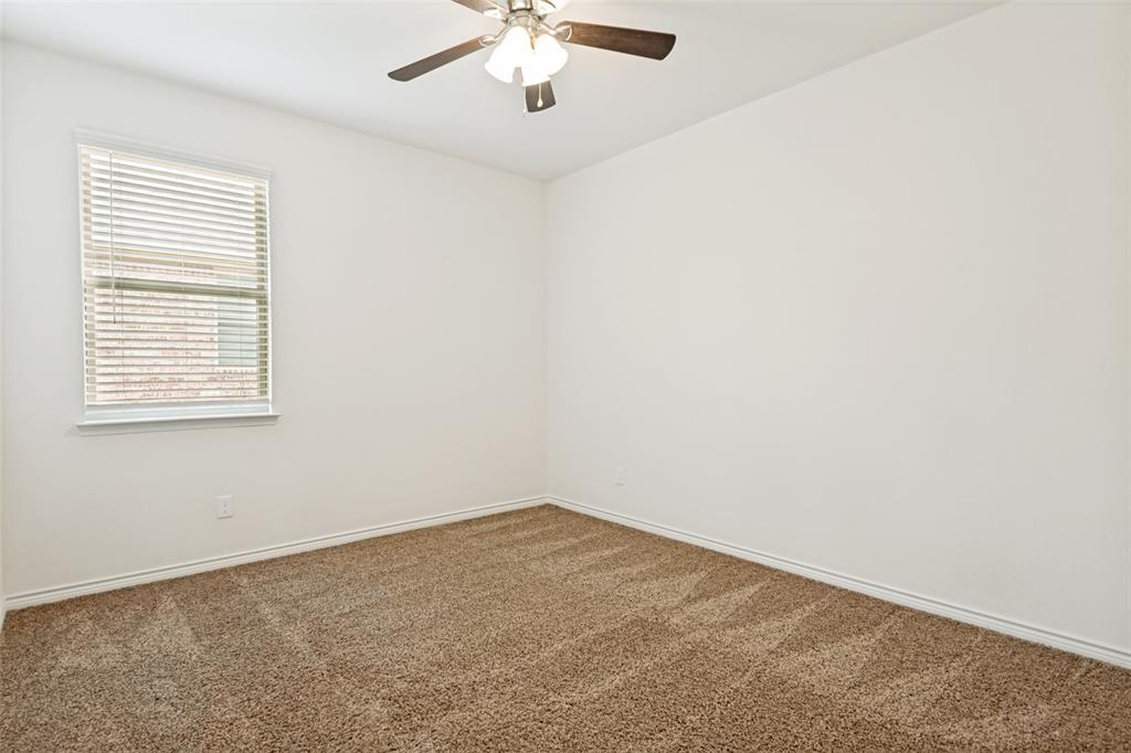 424 Baltimore Avenue Property Photo 20