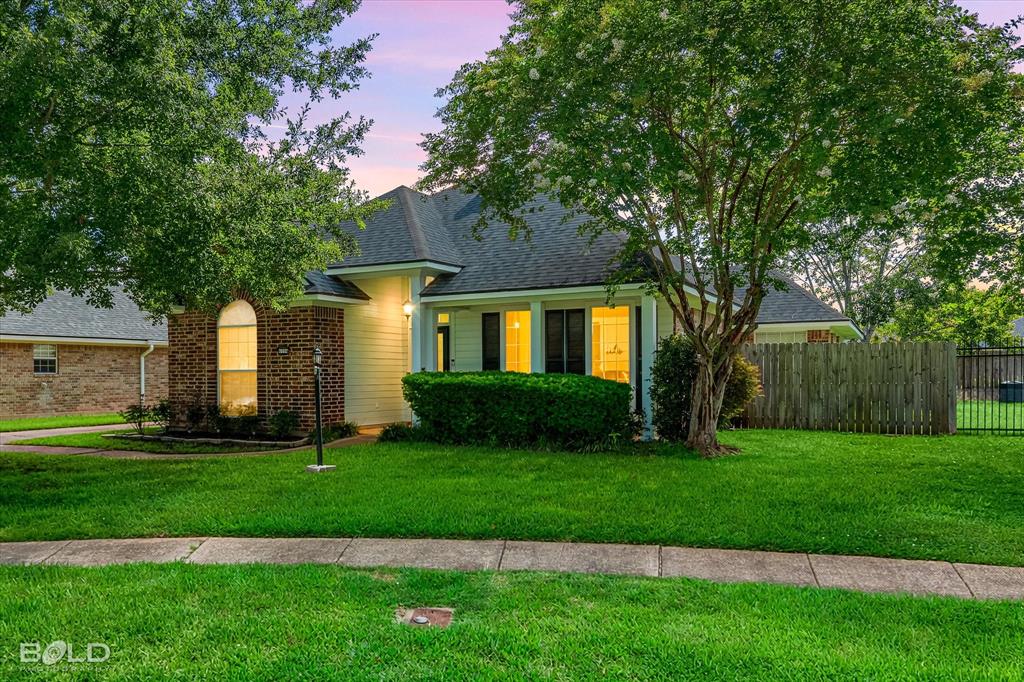 6004 Kateland Circle Property Photo 1