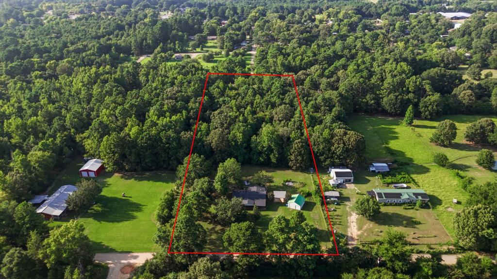 1205 County Line Road Property Photo 3
