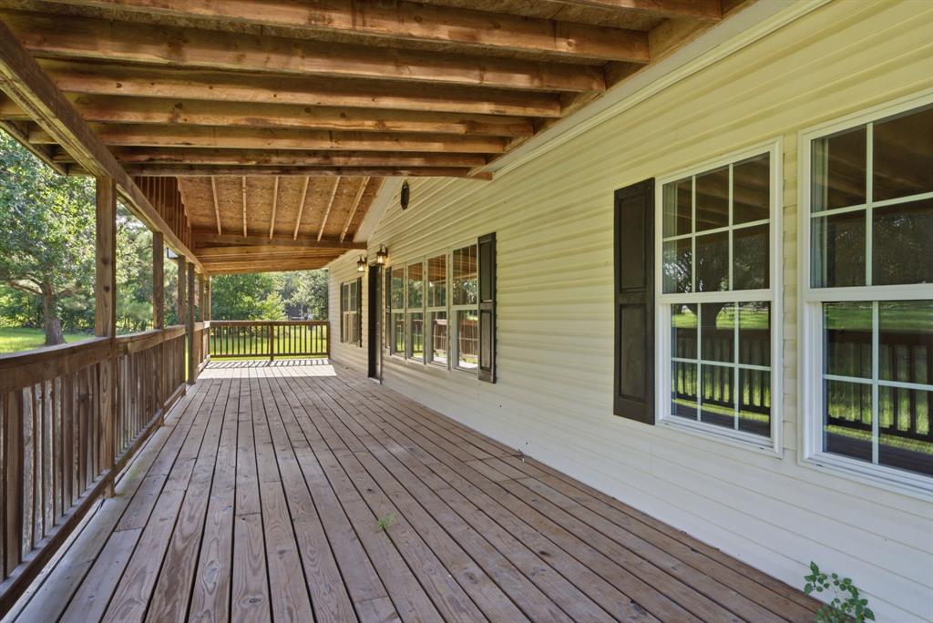 1205 County Line Road Property Photo 4