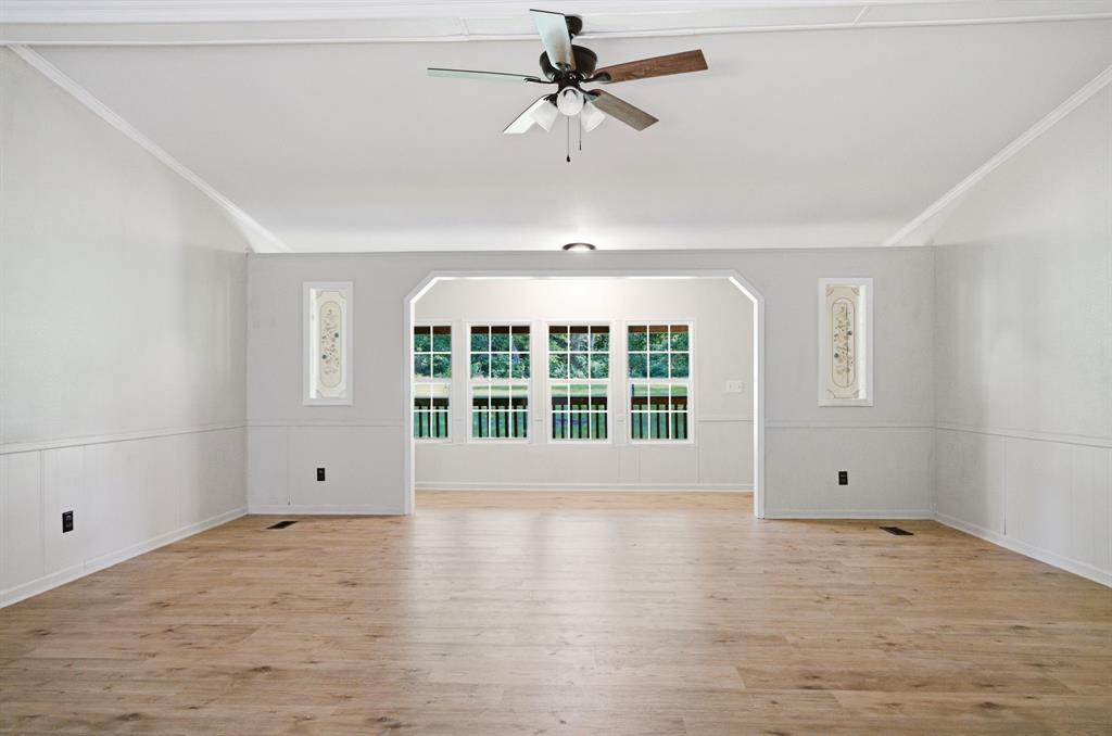 1205 County Line Road Property Photo 6