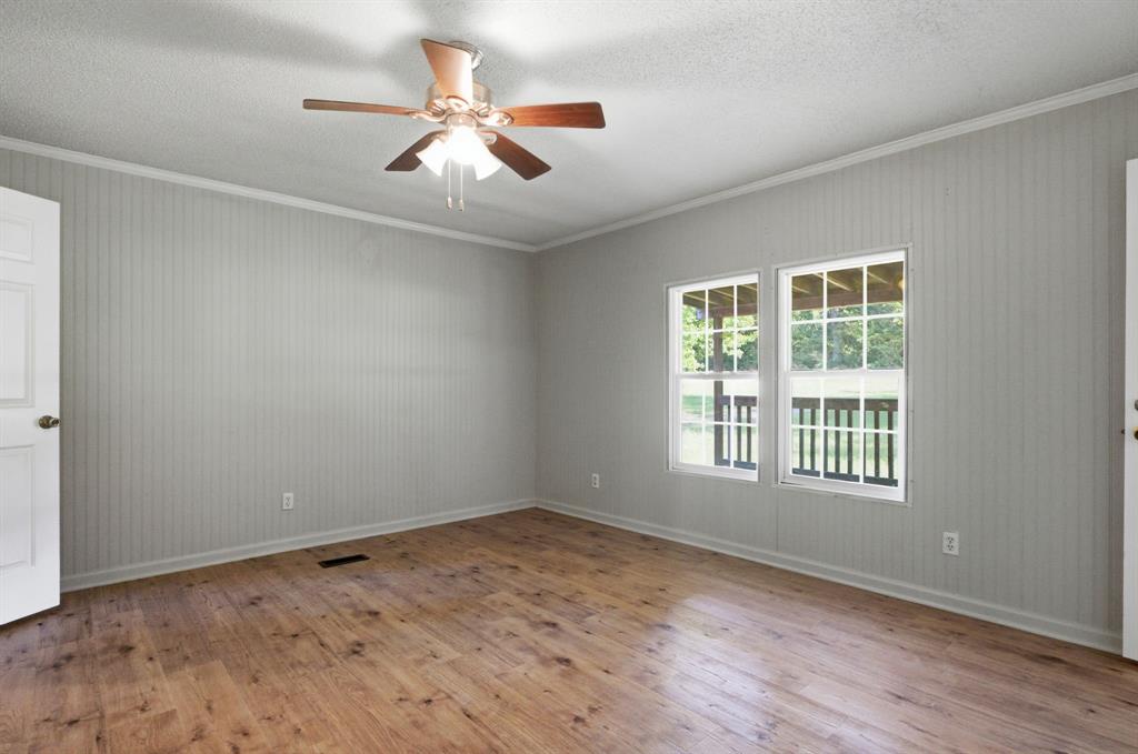 1205 County Line Road Property Photo 16