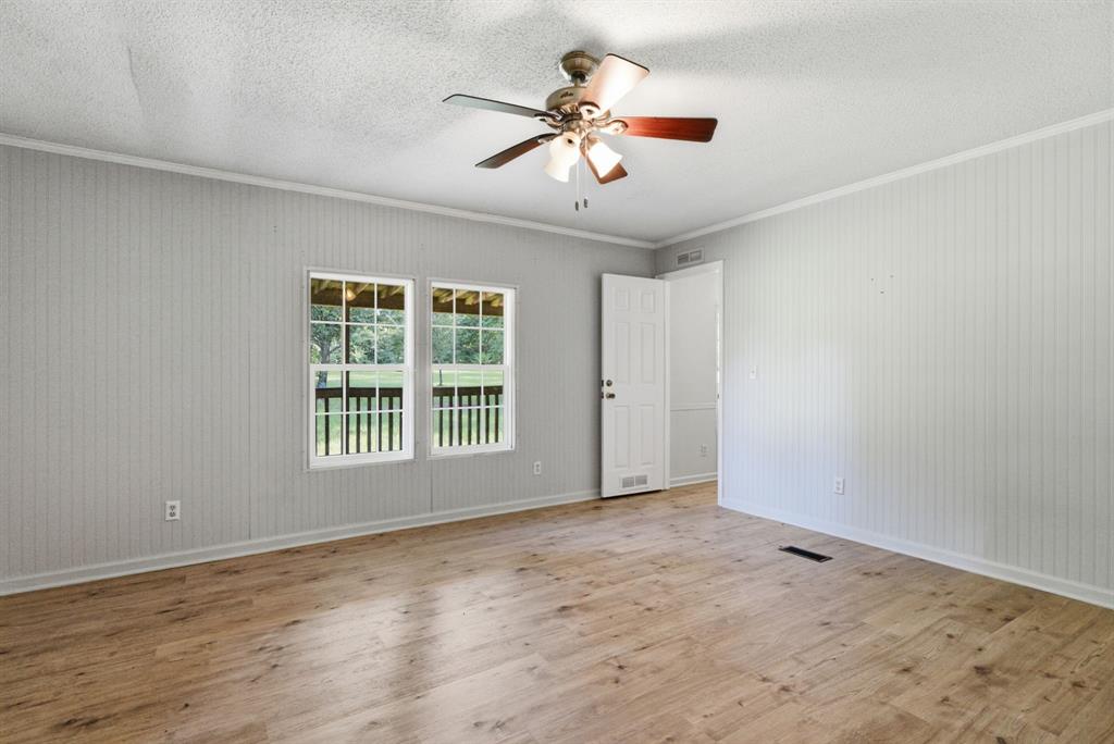 1205 County Line Road Property Photo 19