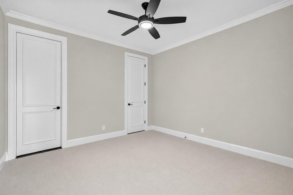 2113 Kings Pass Property Photo 29