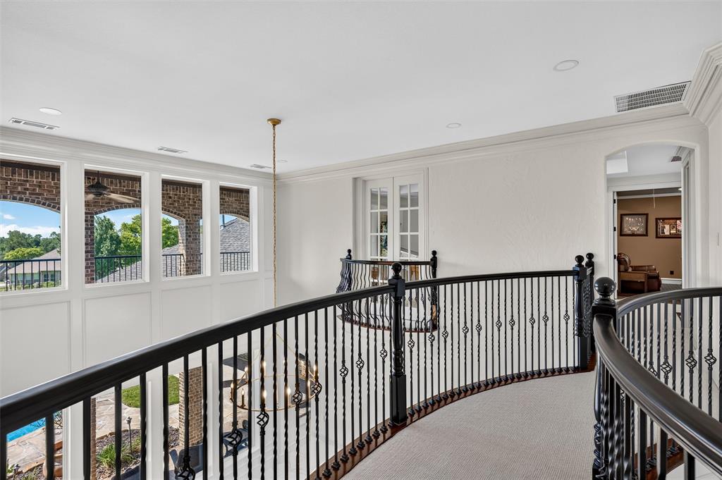 2113 Kings Pass Property Photo 30