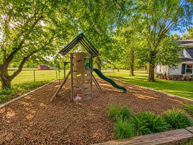 1817 County Road 3327 Property Photo 12