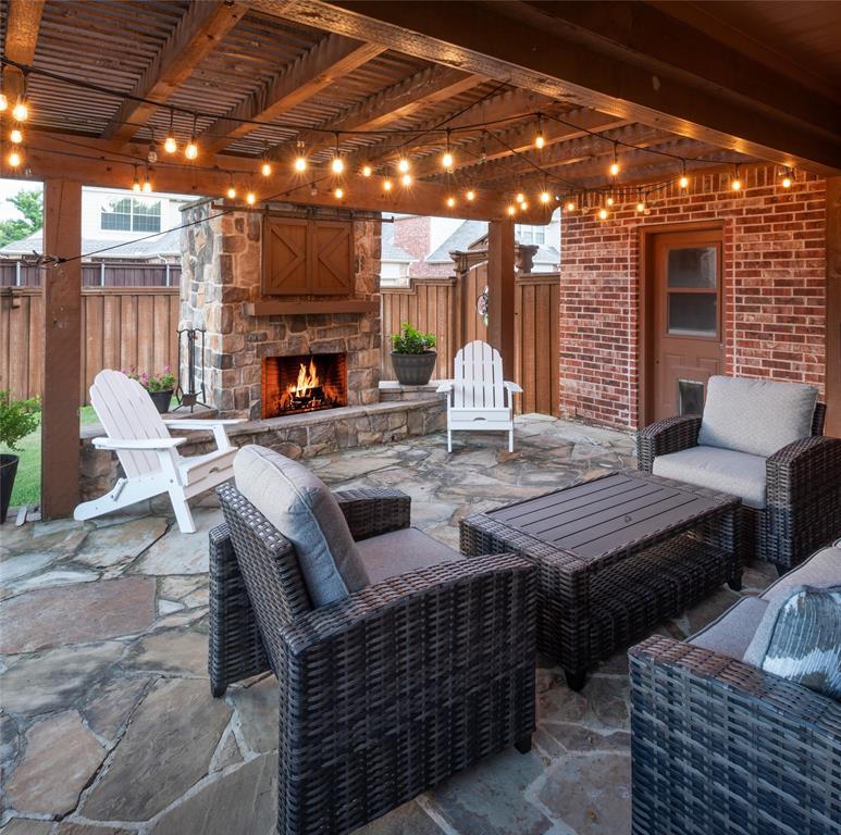 14709 Holly Leaf Drive Property Photo 2