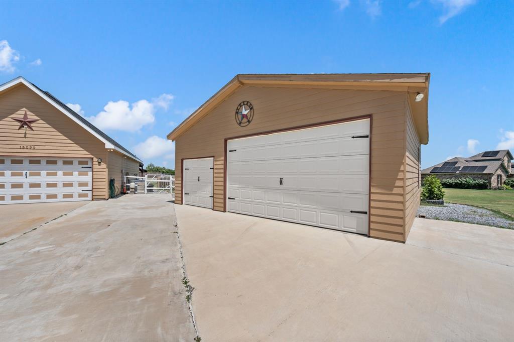 15099 Saddle Ridge Circle Property Photo 5