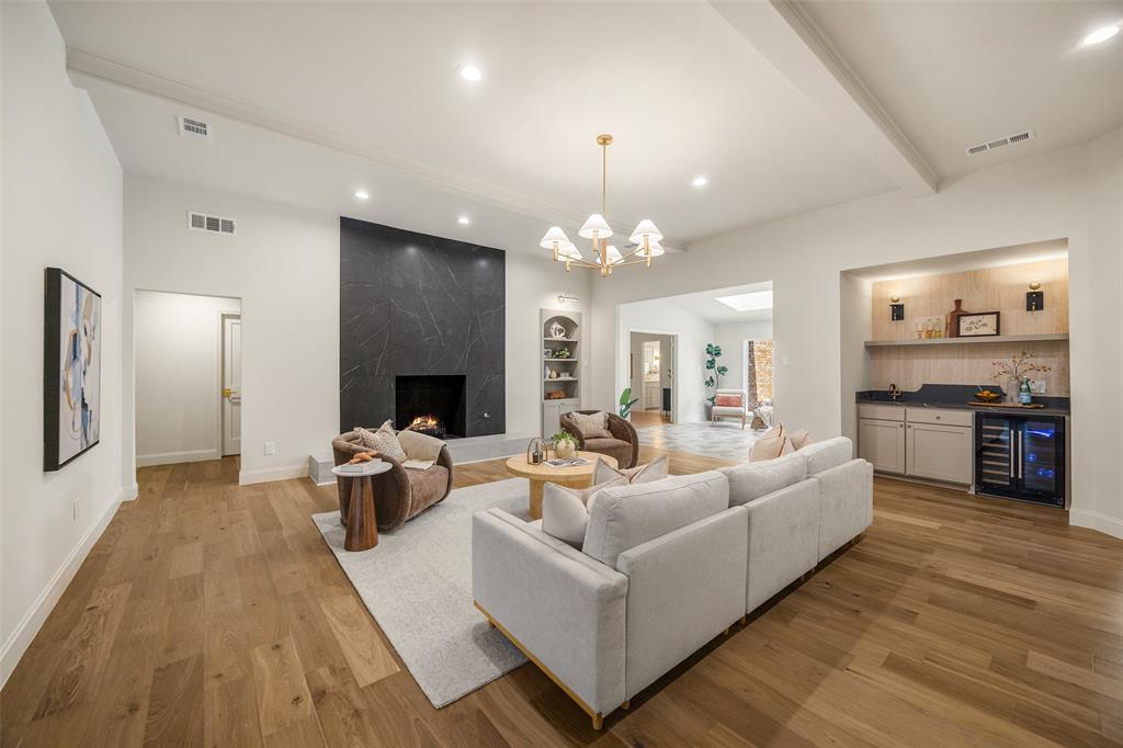 7606 Dunoon Avenue Property Photo 1