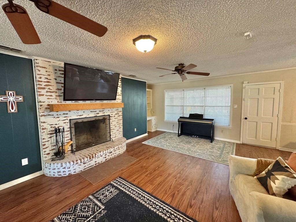 1785 Cypress Lane Property Photo 4