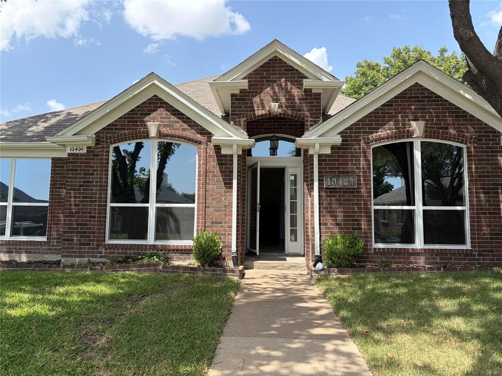 10404 Preston Vineyard Drive Property Photo 1