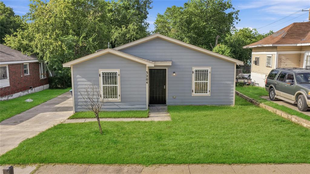 3204 Avenue L Property Photo 1