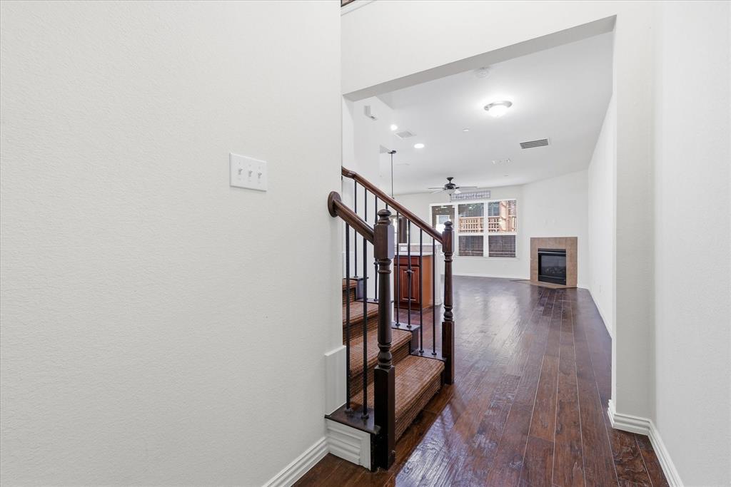 2649 Jacobson Drive Property Photo 4