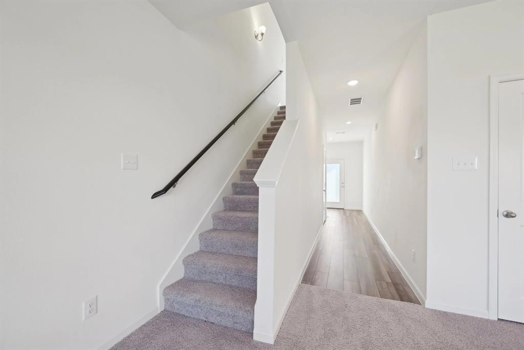2205 Pioneer Drive Property Photo 21