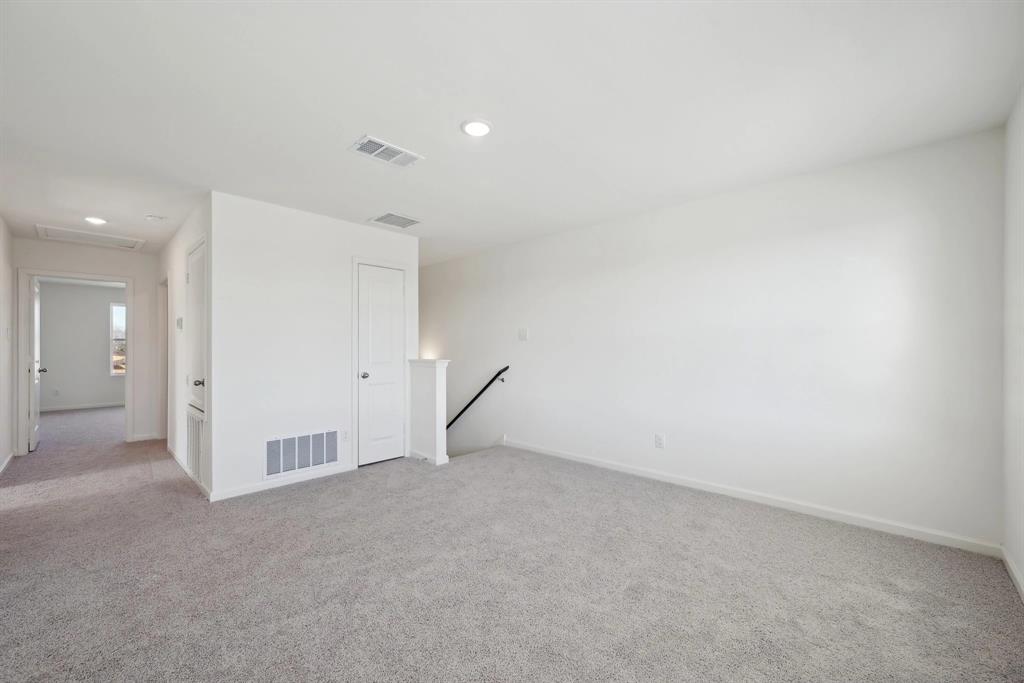 2205 Pioneer Drive Property Photo 22