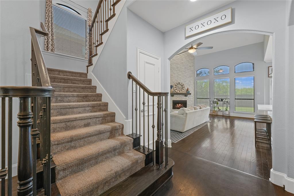 5508 Thistle Hill Property Photo 4