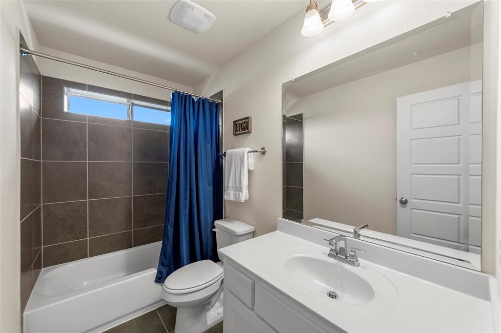 4917 Shore Crest Drive Property Photo 29