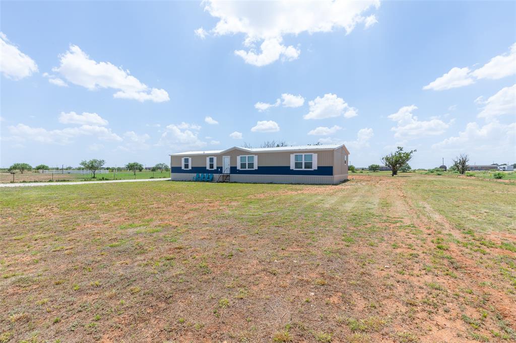 8077 Private Road 4143 Property Photo 3
