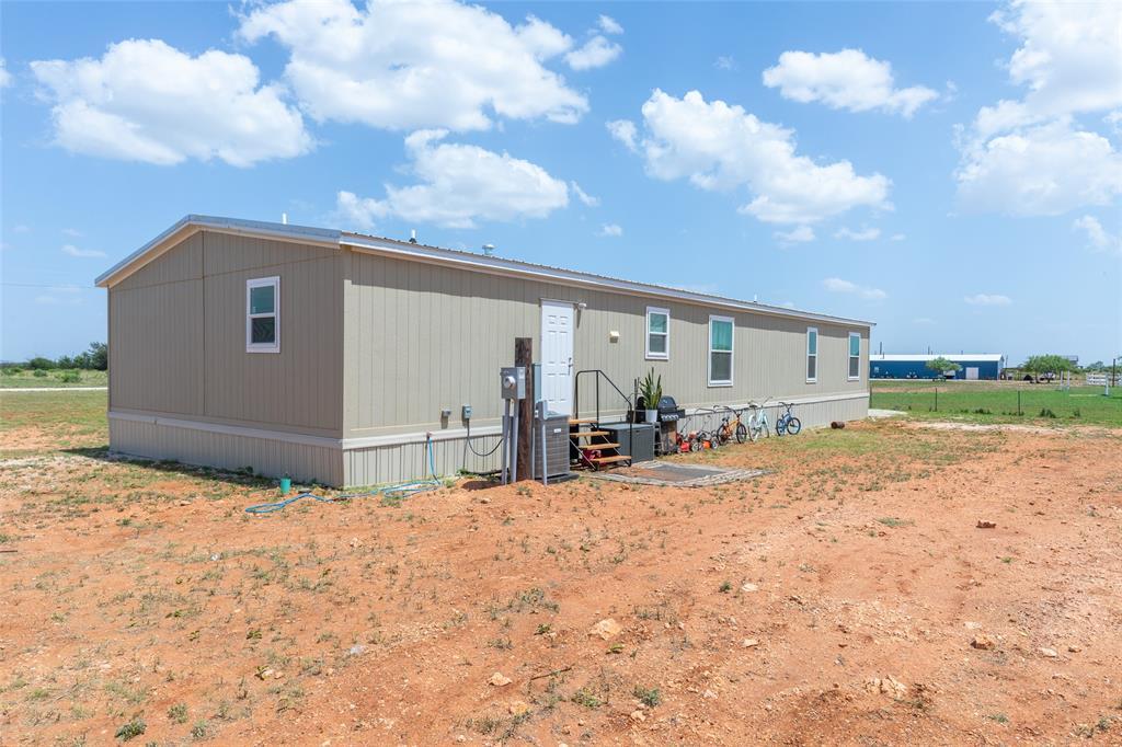 8077 Private Road 4143 Property Photo 28