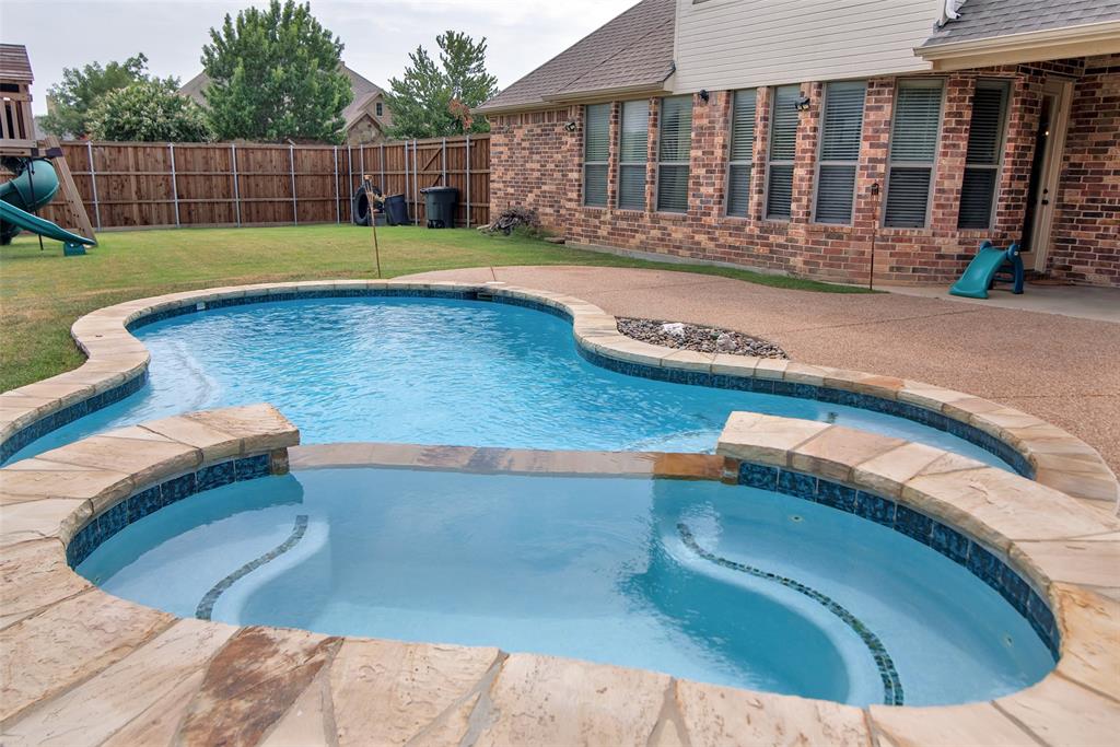 1204 Sand Jack Drive Property Photo 2