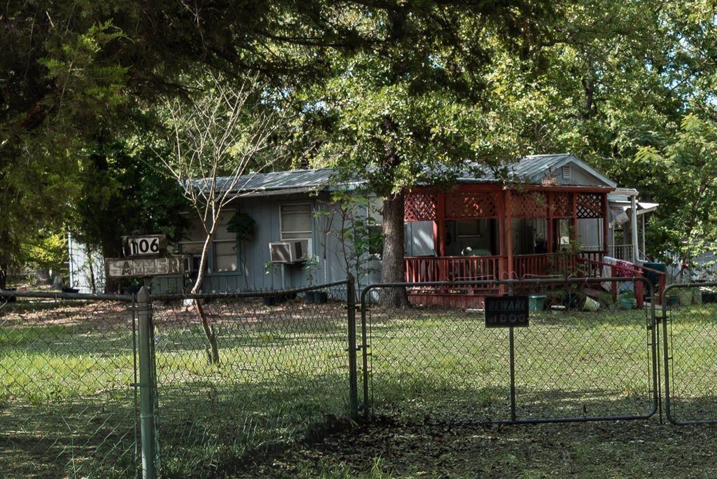 106 Hammer Road Property Photo 10