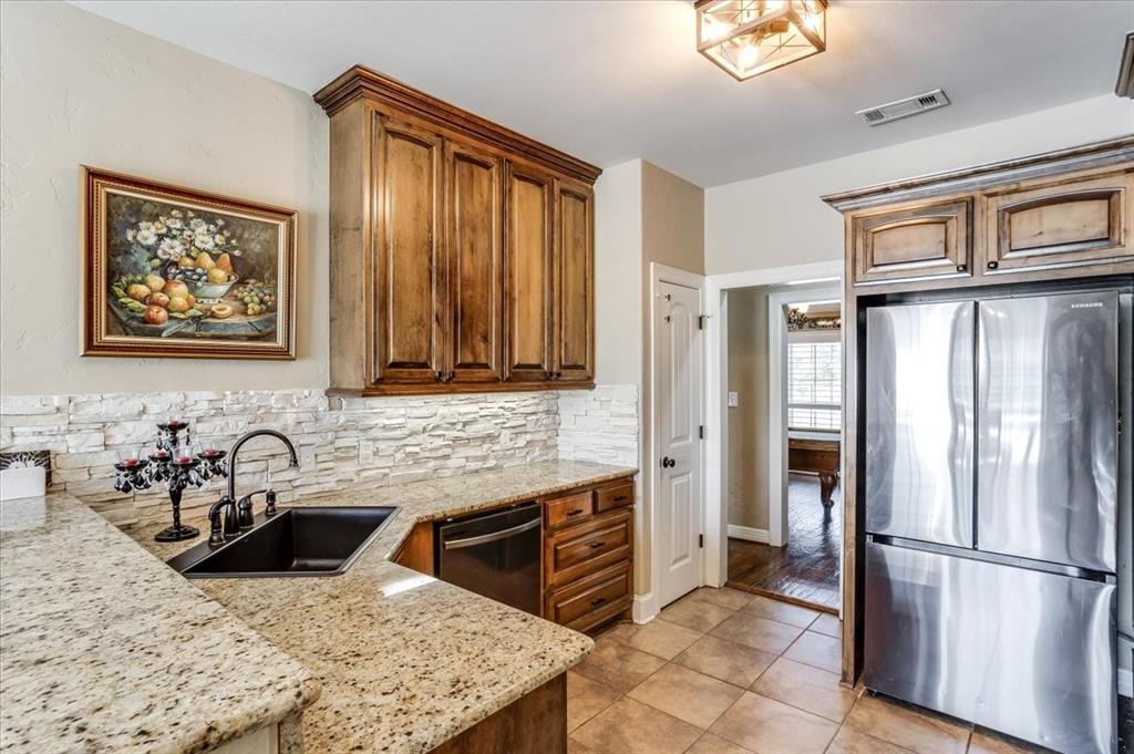30 Tananger Springs Drive Property Photo 9
