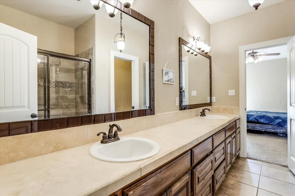 30 Tananger Springs Drive Property Photo 15