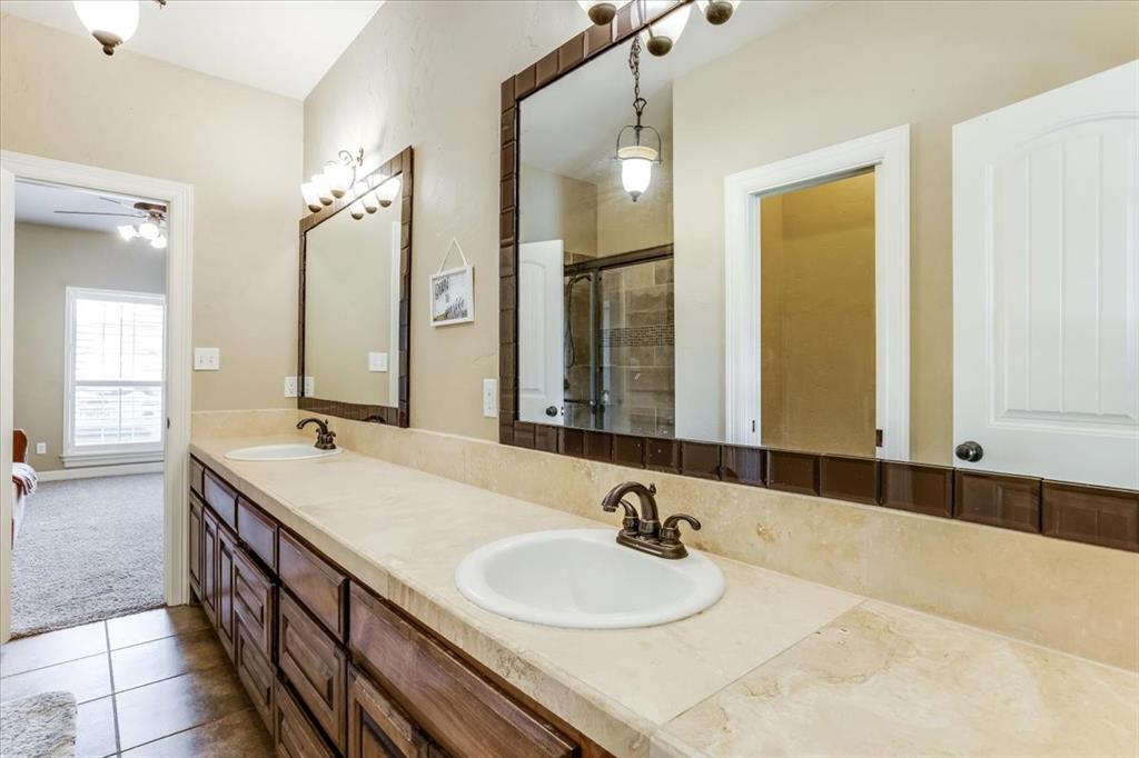 30 Tananger Springs Drive Property Photo 16