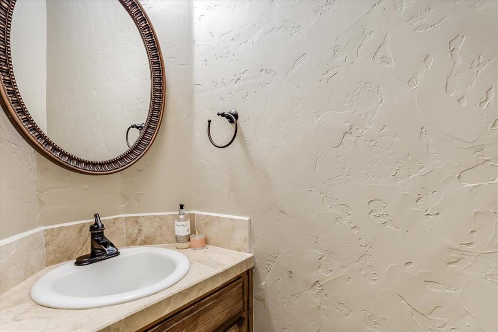 30 Tananger Springs Drive Property Photo 18