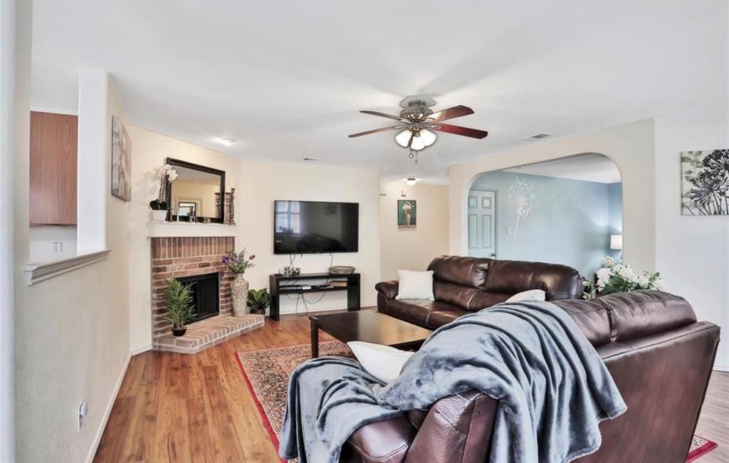 10040 Daly Drive Property Photo 3
