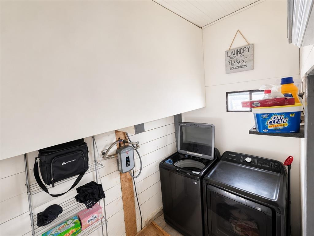 1340 Pine Bluff Property Photo 6