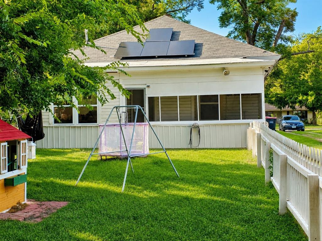 1340 Pine Bluff Property Photo 8