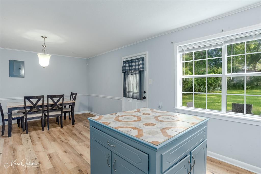 2578 Crape Myrtle Street Property Photo 8