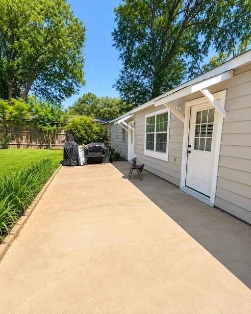 2578 Crape Myrtle Street Property Photo 16