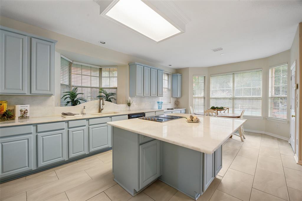 408 San Mateo Drive Property Photo 8