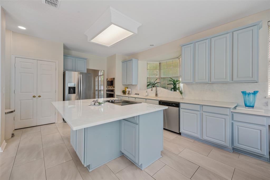 408 San Mateo Drive Property Photo 10