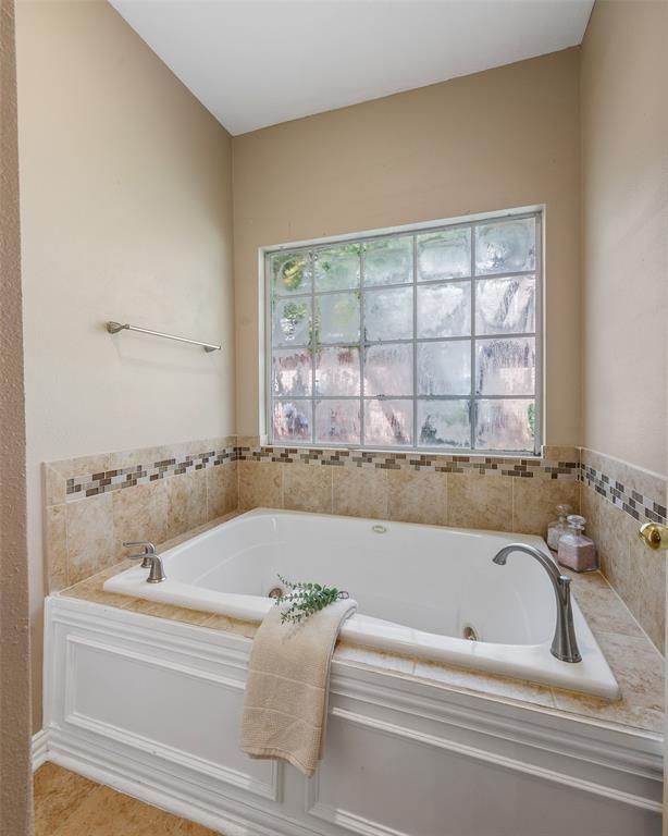 408 San Mateo Drive Property Photo 16