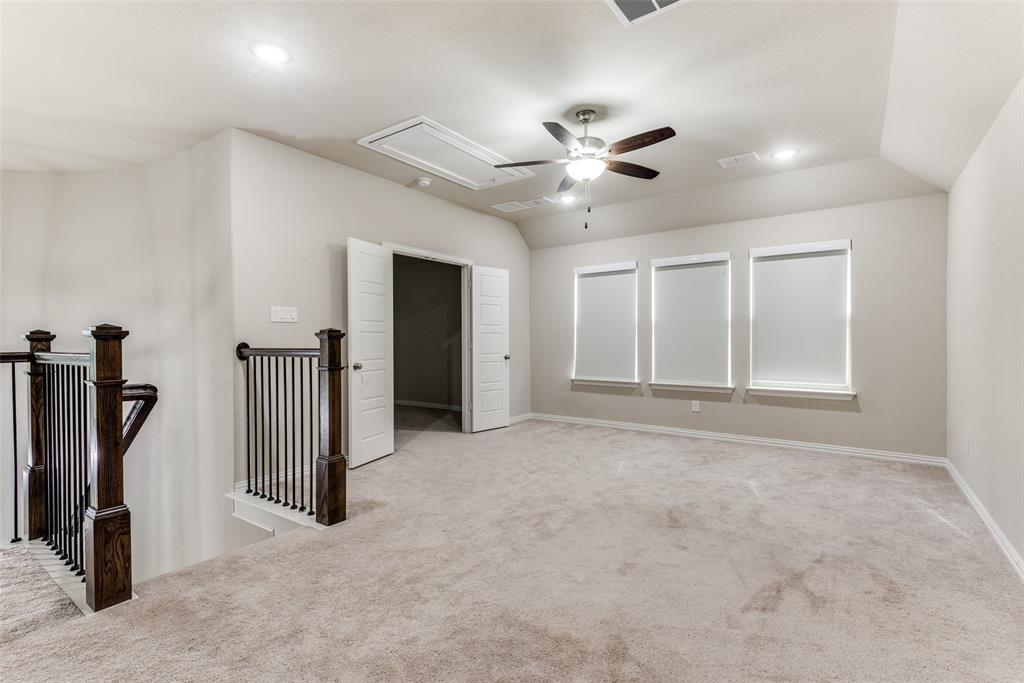 708 Dusty Trail Property Photo 20