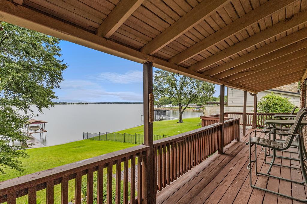 17 Shoreline Drive Property Photo 1