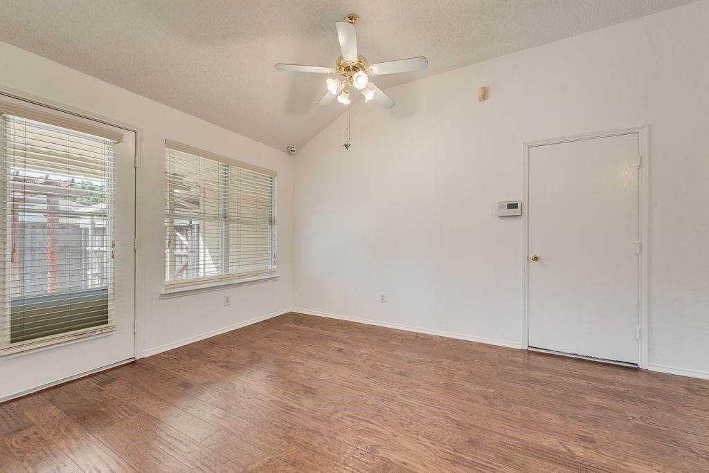 2704 Crooked Creek Property Photo 17