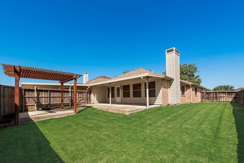 2704 Crooked Creek Property Photo 36