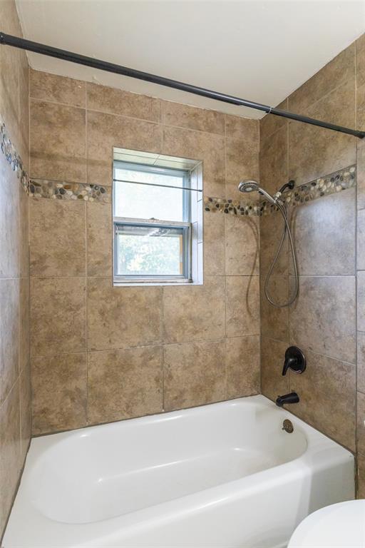 301 Sandy Lane Property Photo 16