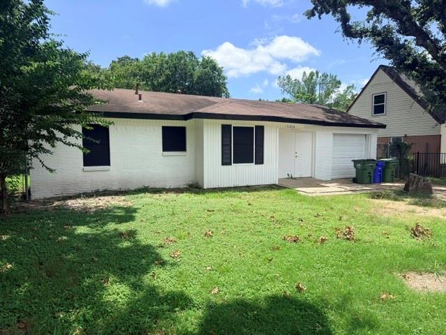 14206 Cimarron Drive Property Photo 1