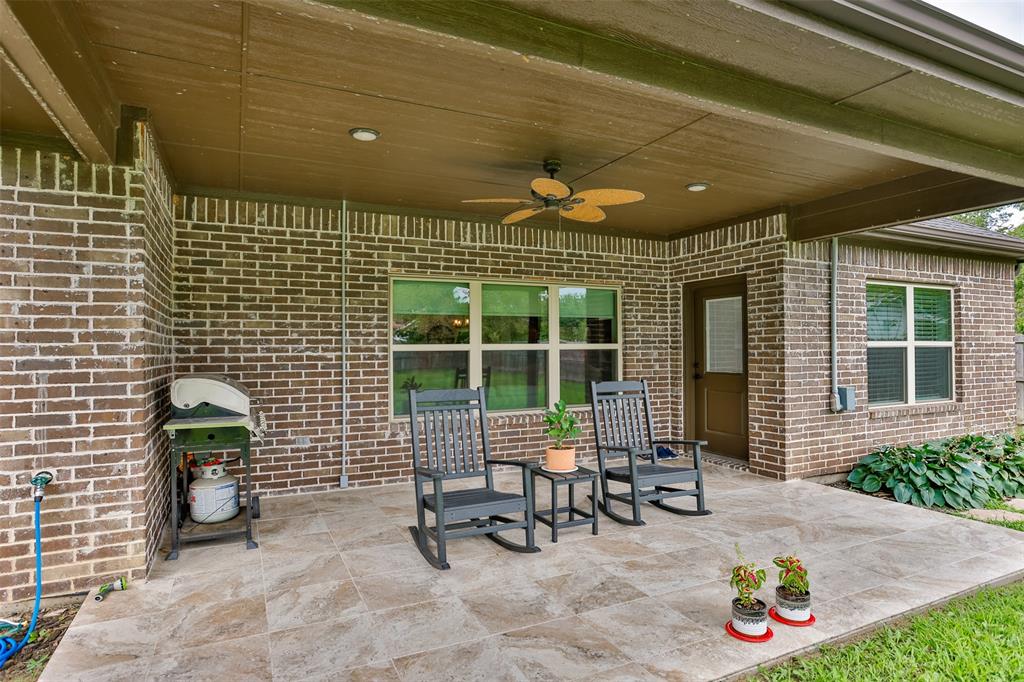 110 E Iriquois Drive Property Photo 24