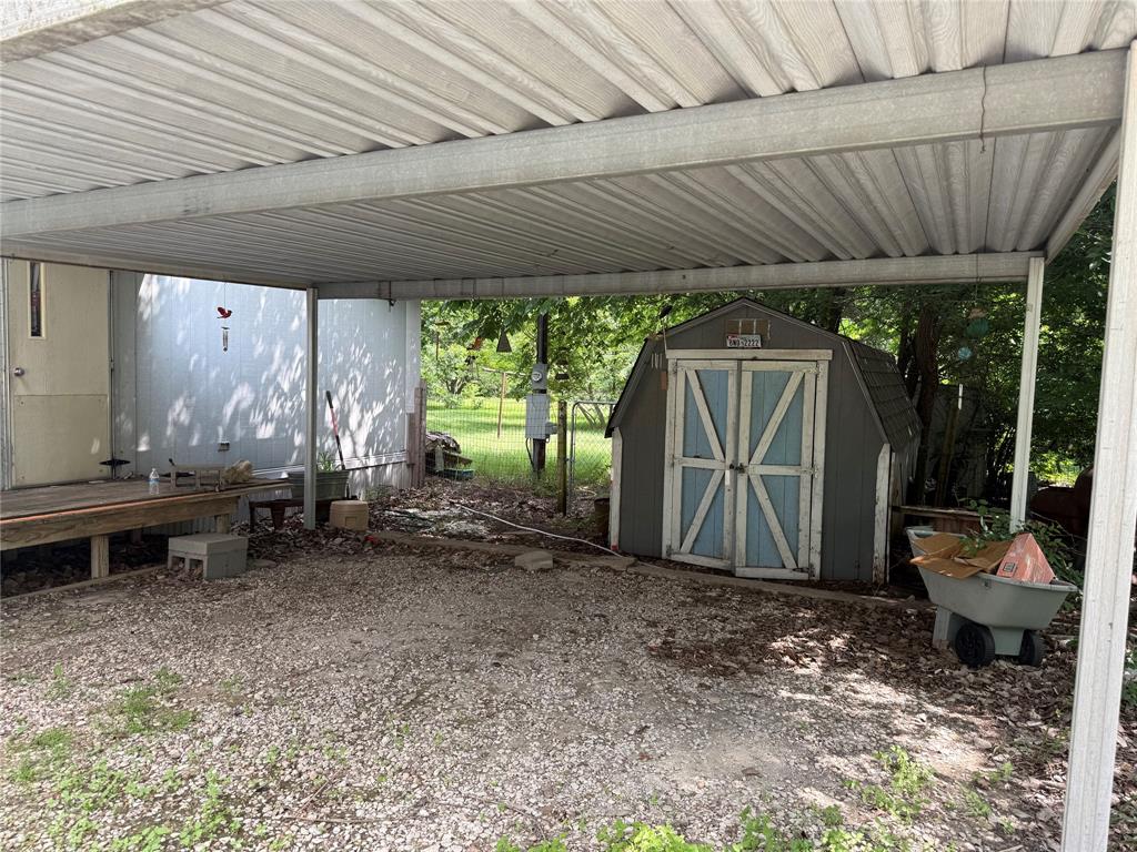 902 Quail Run Property Photo 4