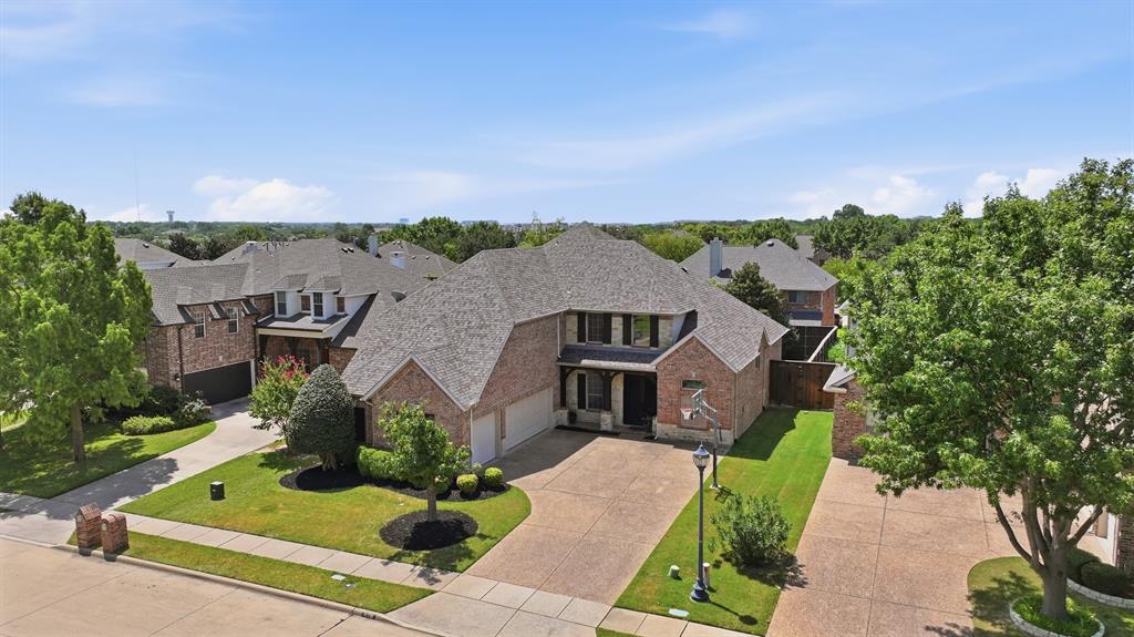15701 Crown Cove Lane Property Photo 2