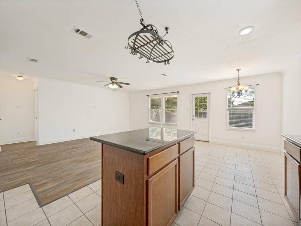 1281 Wysteria Lane Property Photo 10