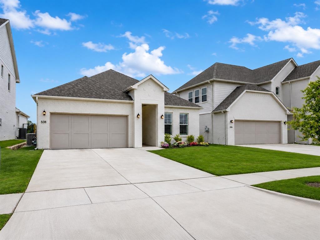 508 Sandpiper Court Property Photo 1